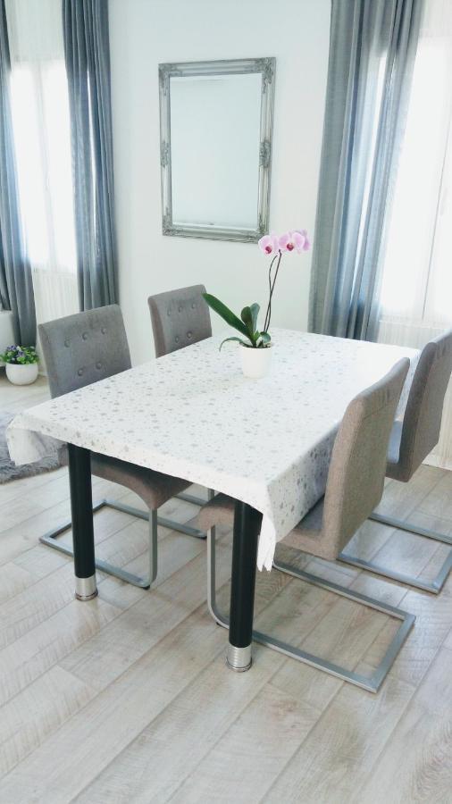 Apartment Davorka Makarska Exteriör bild