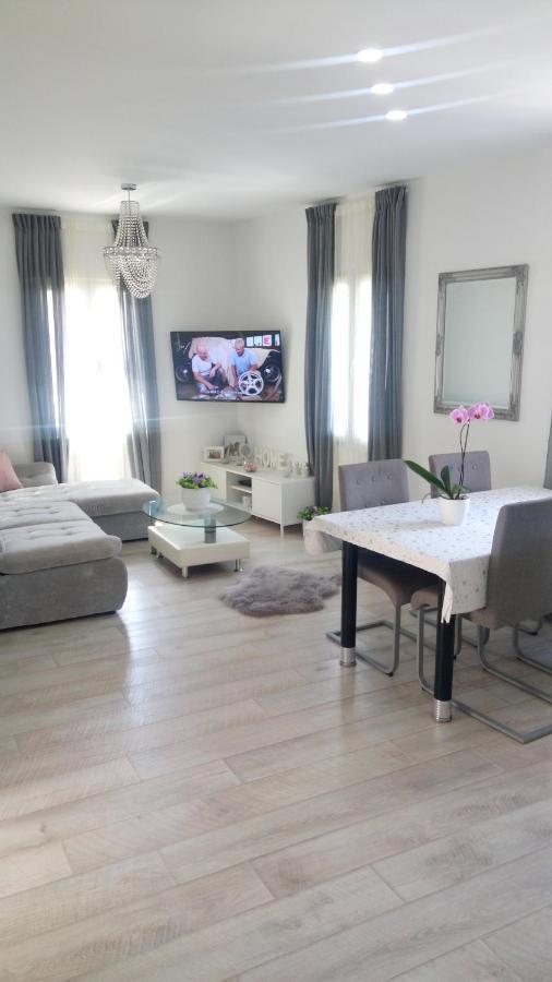 Apartment Davorka Makarska Exteriör bild