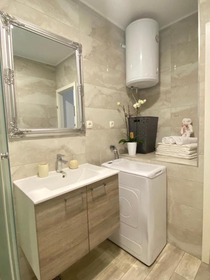 Apartment Davorka Makarska Exteriör bild