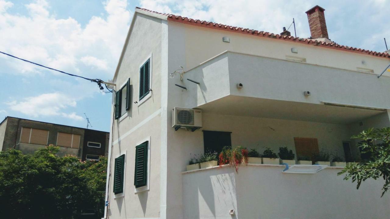 Apartment Davorka Makarska Exteriör bild